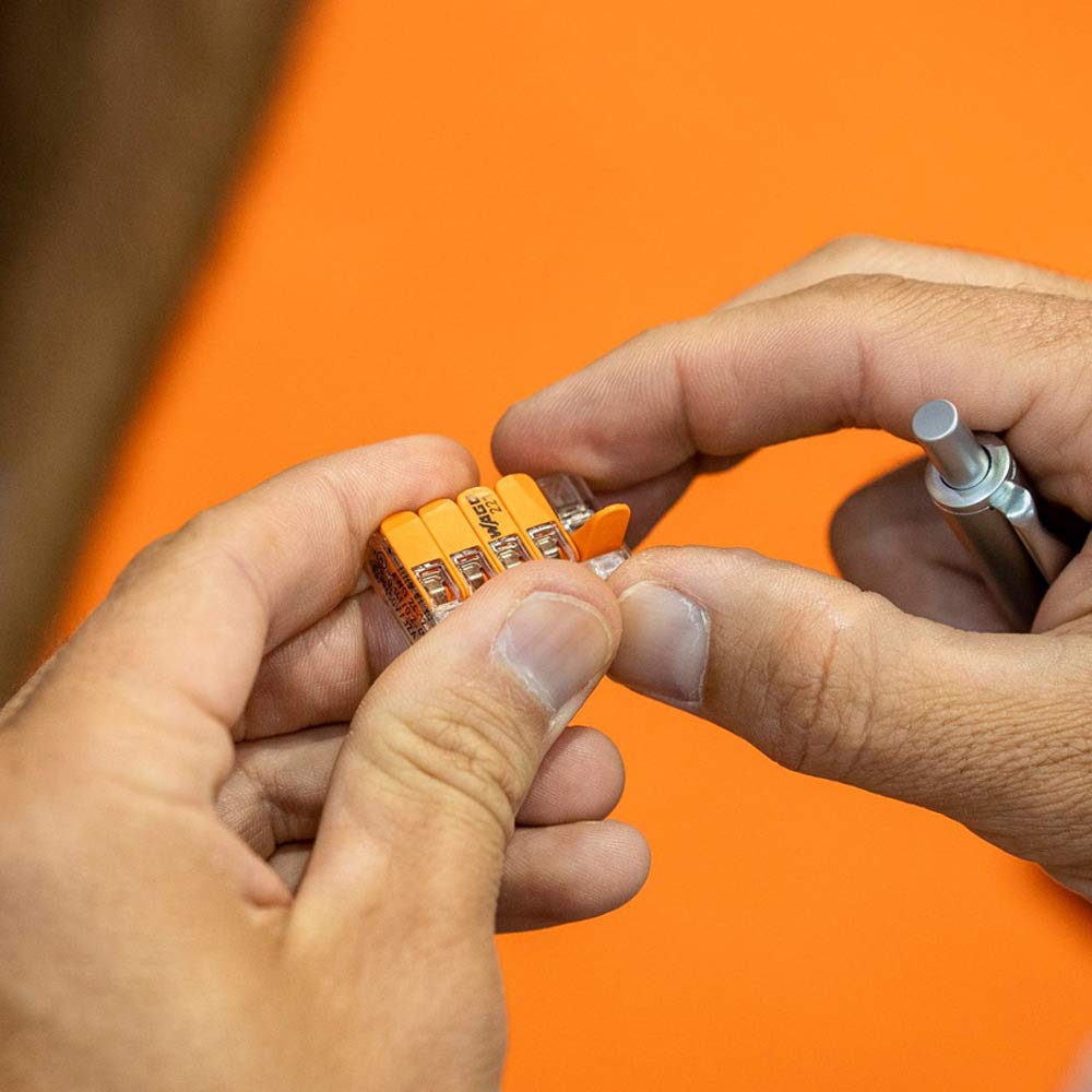 WAGO Verbindungsklemmen 221-413 | 3 Leiter, bis 4 mm², 50 Stück, COMPACT Kabelverbinder mit Hebel für alle Leiterarten weltweit, bestätigte Anwendungssicherheit