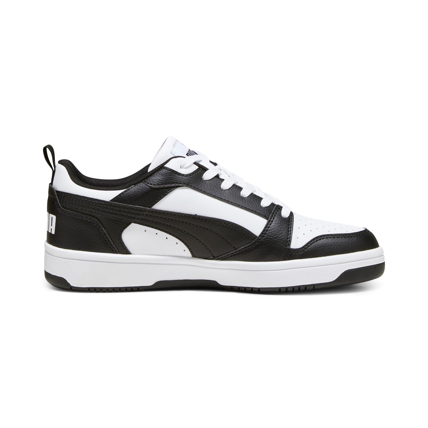 PUMA Unisex Rebound V6 Low Sneaker