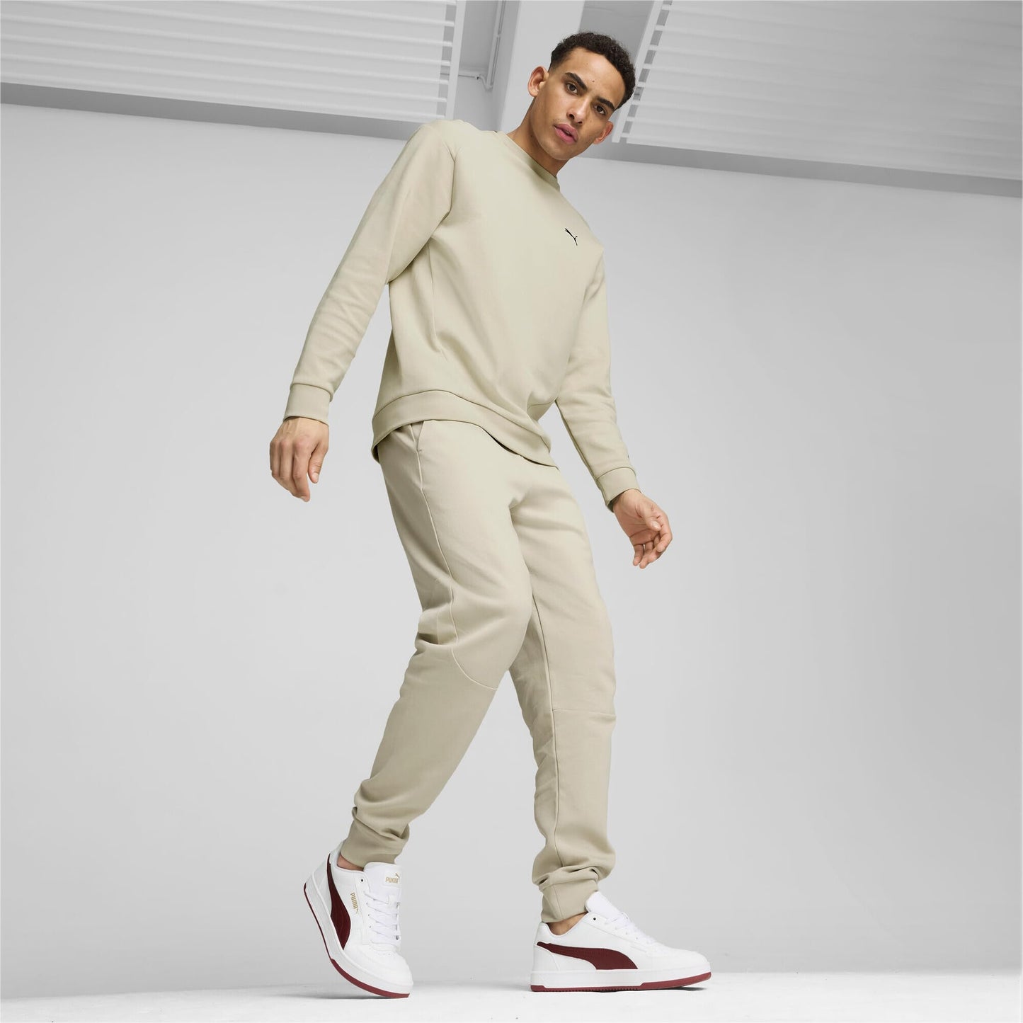 PUMA Unisex Caven 2.0 Sneaker