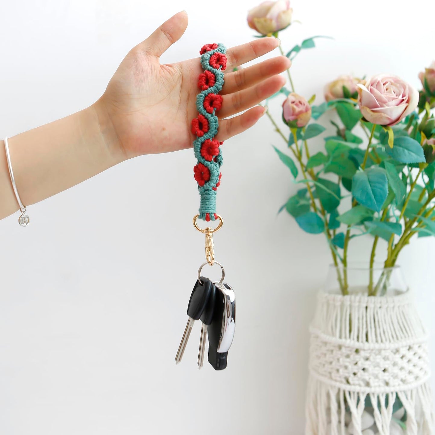 AOKSUNOVA Key Ring Band Macrame Lanyard Short Key Pendant Girls Gift for Women