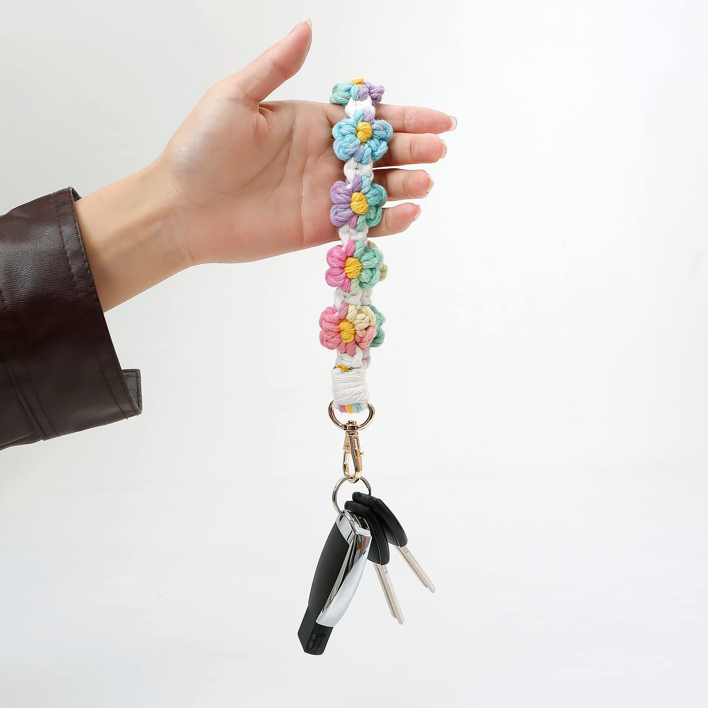 AOKSUNOVA Key Ring Band Macrame Lanyard Short Key Pendant Girls Gift for Women