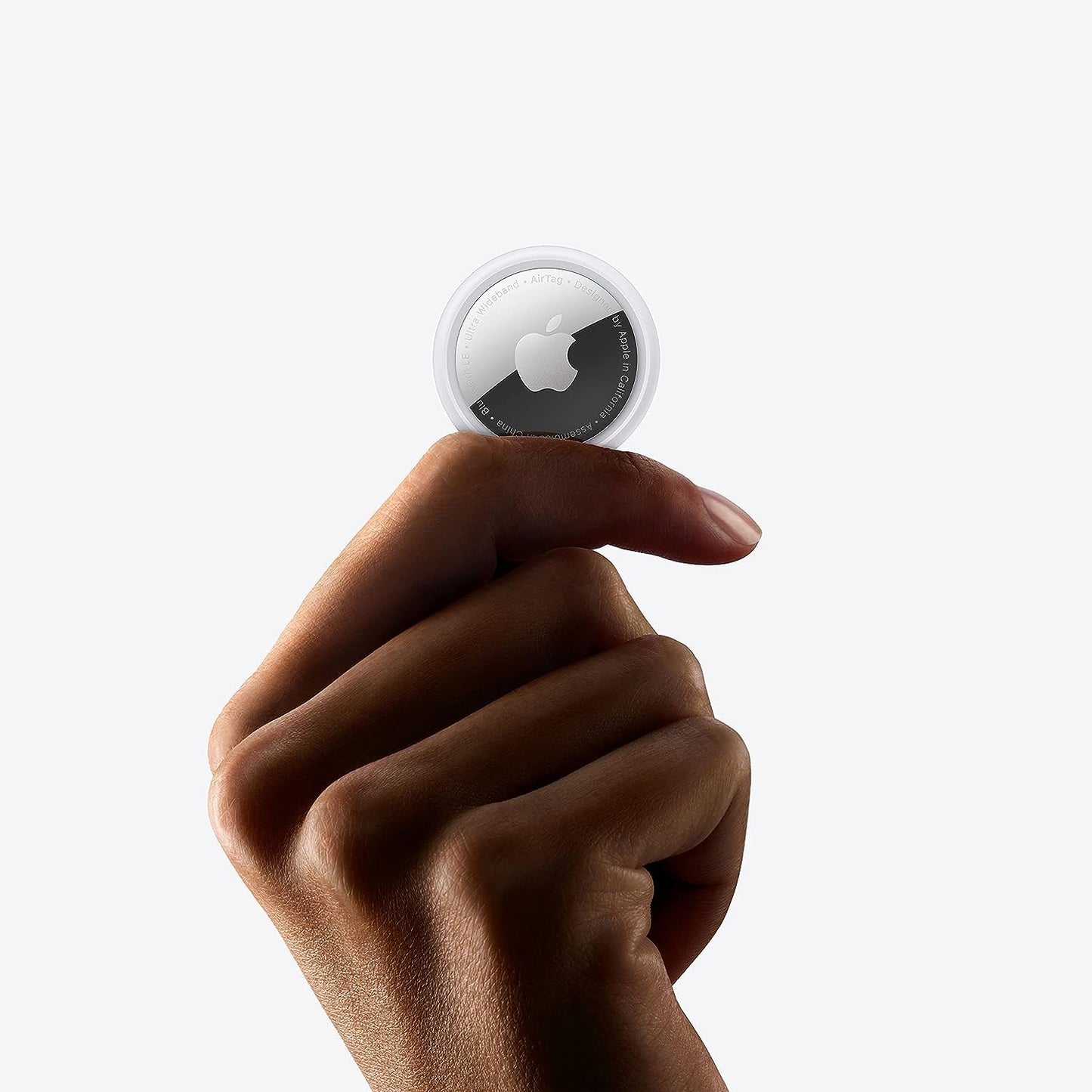 Apple AirTag 4er Pack - Finde und behalte Deine Sachen im Blick: Schlüssel, Geldbörsen, Gepäck, Rucksäcke und mehr. Einfaches Einrichten mit iPhone oder iPad. Austauschbare Batterie