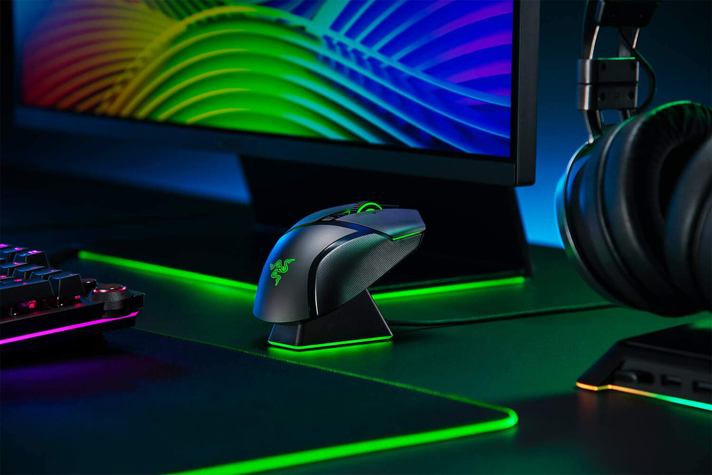 Razer Basilisk V3 - Kabelgebundene, anpassbare Gaming Maus mit Chroma RGB für PC/Mac (10+1 programmierbare Tasten, neigbares HyperScroll Mausrad, ergonomisches Design) Schwarz