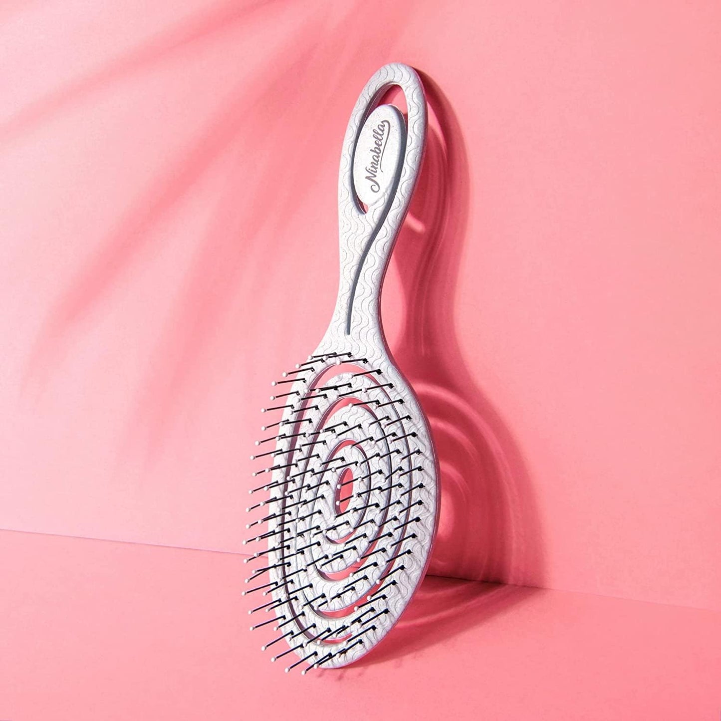 Ninabella Haarbürste ohne Ziepen für Damen, Herren & Kinder - Entwirrbürste auch für Locken & Lange Haare - Einzigartige Profi Detangler-Bürste mit Spiralfeder - Schwarz