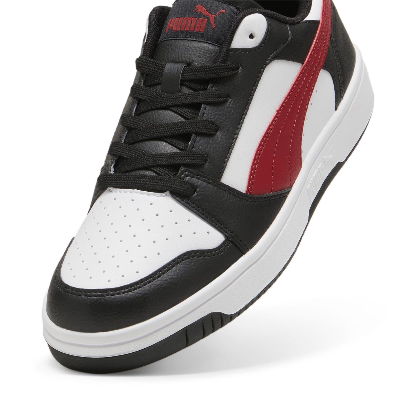 PUMA Unisex Rebound V6 Low Sneaker