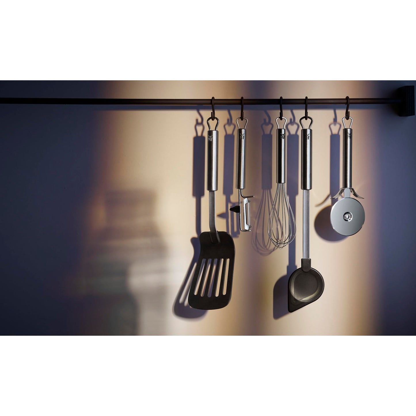 WMF Classic Line Frühstücksmesser Set 6-teilig, 23 cm, Brötchenmesser Wellenschliff, Brotzeitmesser, Spezialklingenstahl, Kunststoffgriff, schwarz