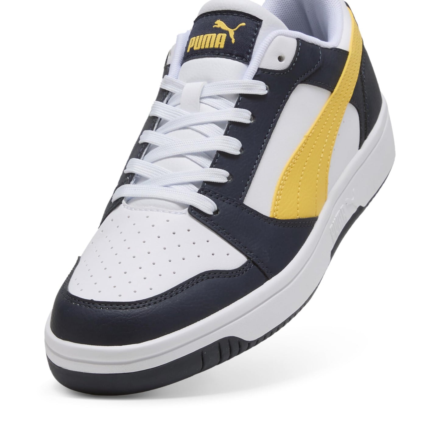 PUMA Unisex Rebound V6 Low Sneaker