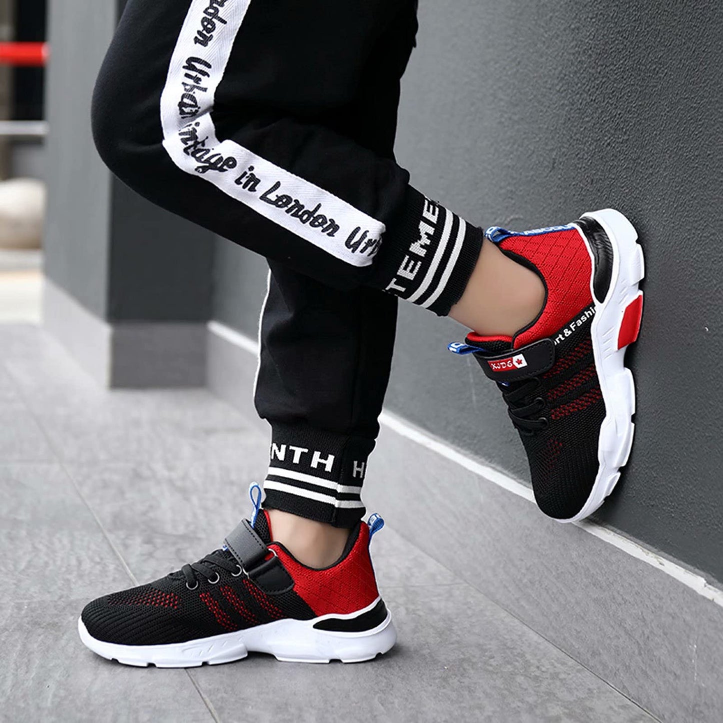 Cozozn Turnschuhe Jungen Mädchen Sportschuhe Kinder Hallenschuhe Laufschuhe Sneaker Fitnessschuhe Leichte Atmungsaktiv rutschfest 27-38 EU