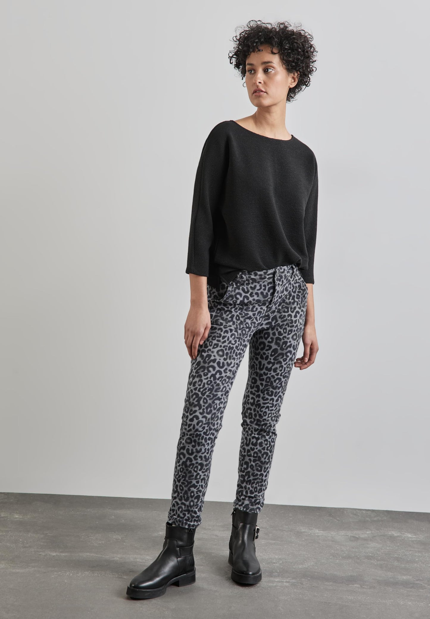 Street One Damen Style Denim-Bonny,Loosefit,mw,slimleg,Leo Print