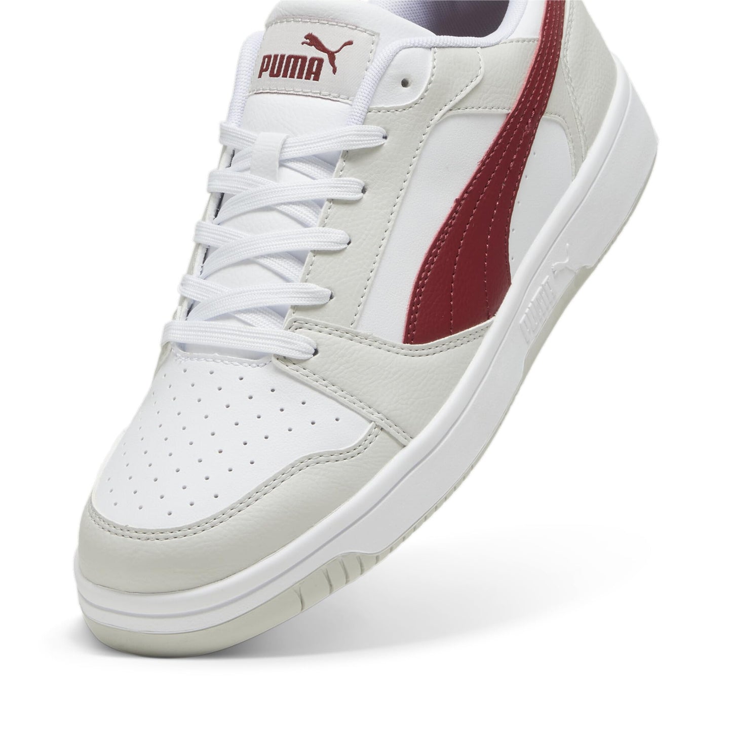 PUMA Unisex Rebound V6 Low Sneaker