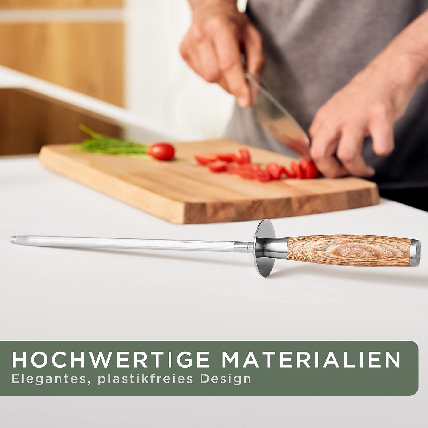 WALDWERK Küchenhelfer Set aus Teakholz - 4 teiliges Kochlöffel Set mit Pfannenwender, Holzlöffel, Nudelschöpfer und Halterung - Kochlöffel Holz - Pfannenwender Holz - Kochutensilien Set