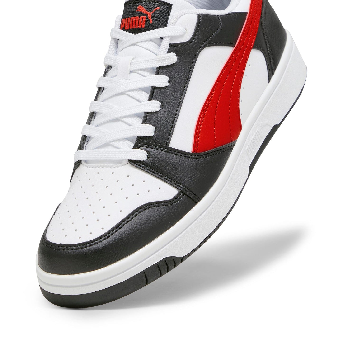 PUMA Unisex Rebound V6 Low Sneaker