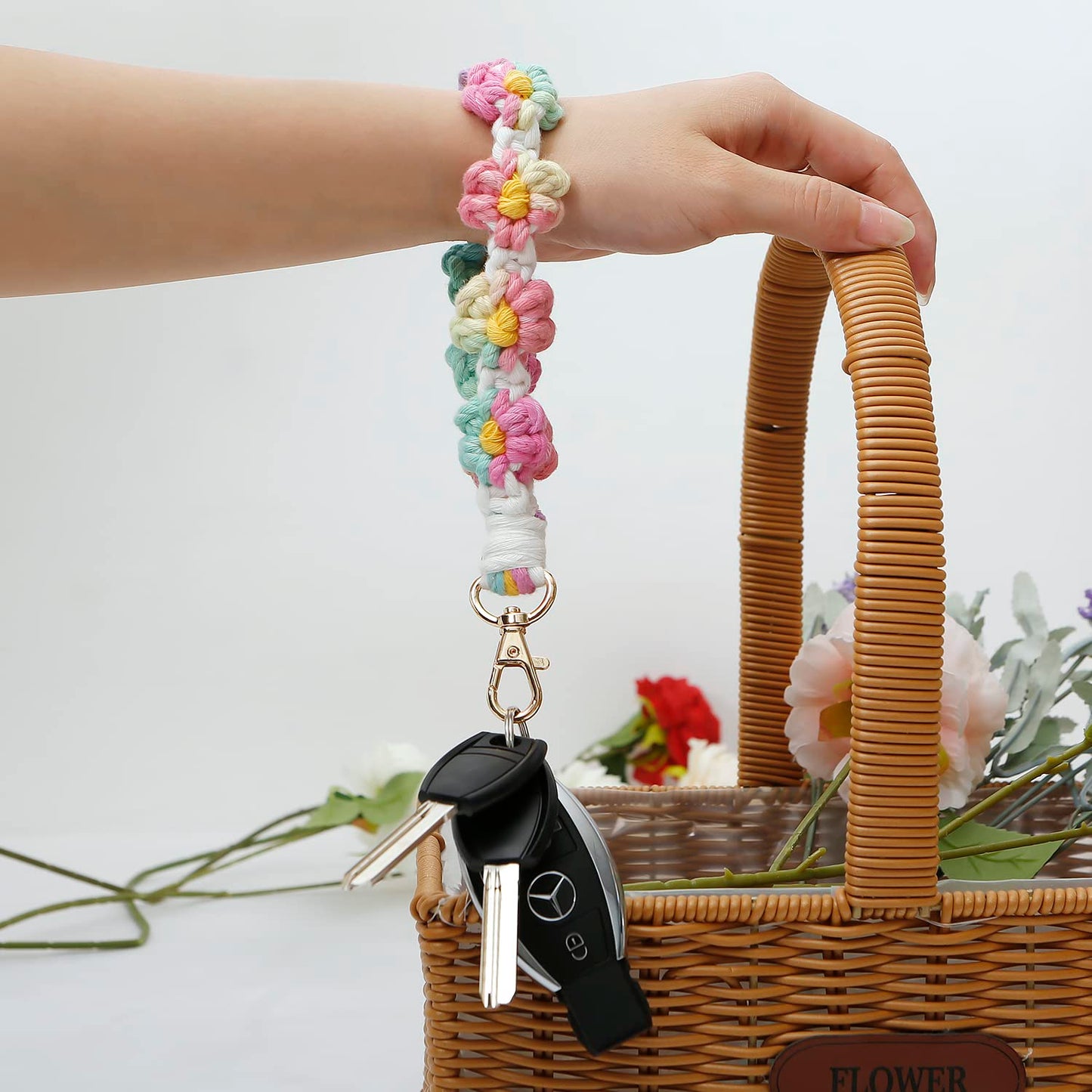 AOKSUNOVA Key Ring Band Macrame Lanyard Short Key Pendant Girls Gift for Women