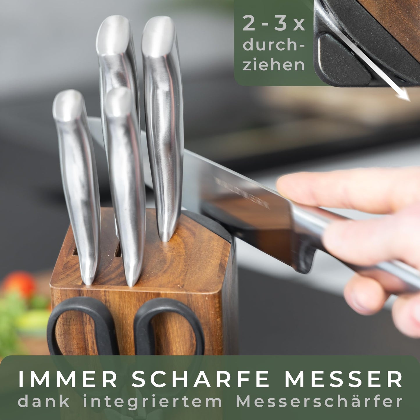 WALDWERK Küchenhelfer Set aus Teakholz - 4 teiliges Kochlöffel Set mit Pfannenwender, Holzlöffel, Nudelschöpfer und Halterung - Kochlöffel Holz - Pfannenwender Holz - Kochutensilien Set