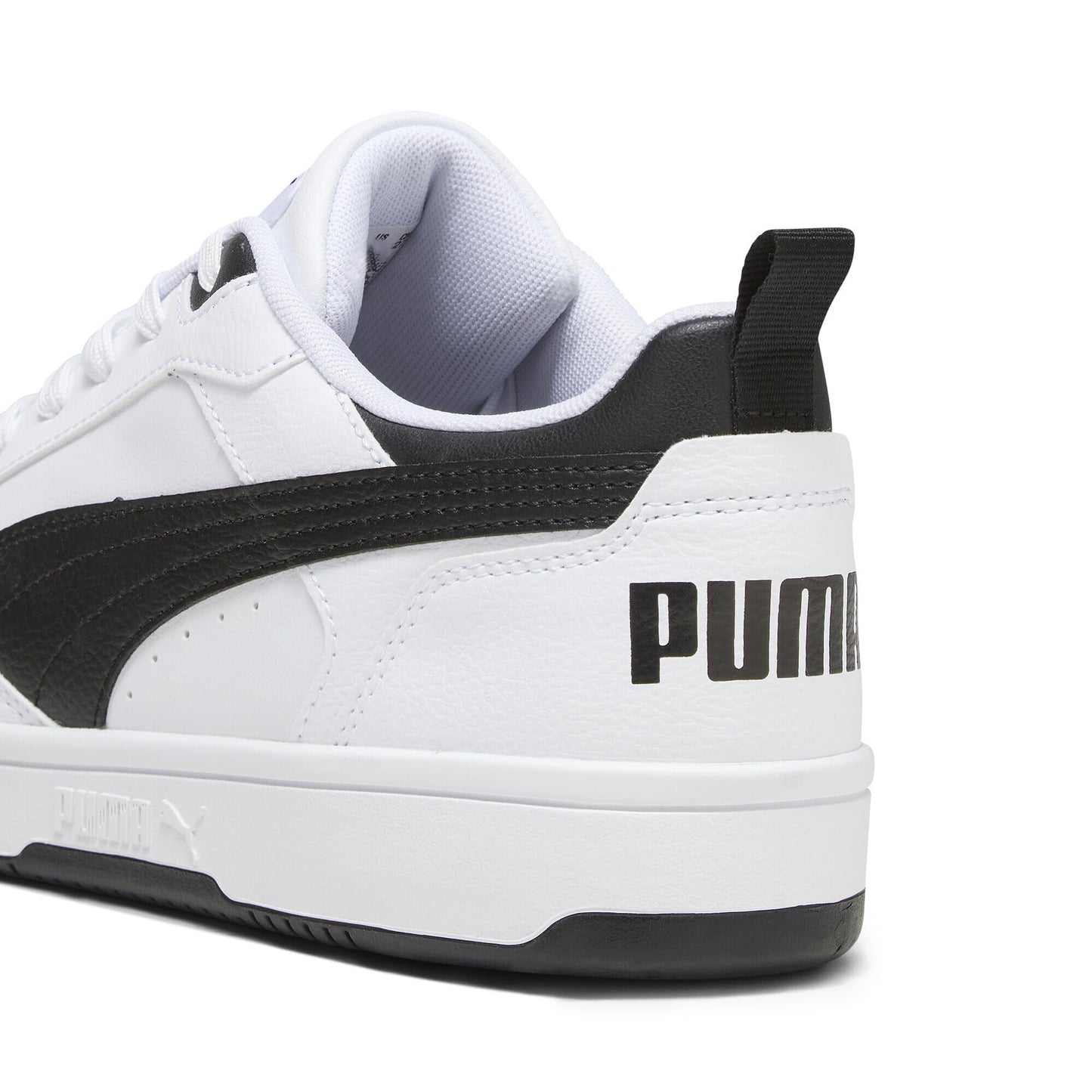 PUMA Unisex Rebound V6 Low Sneaker