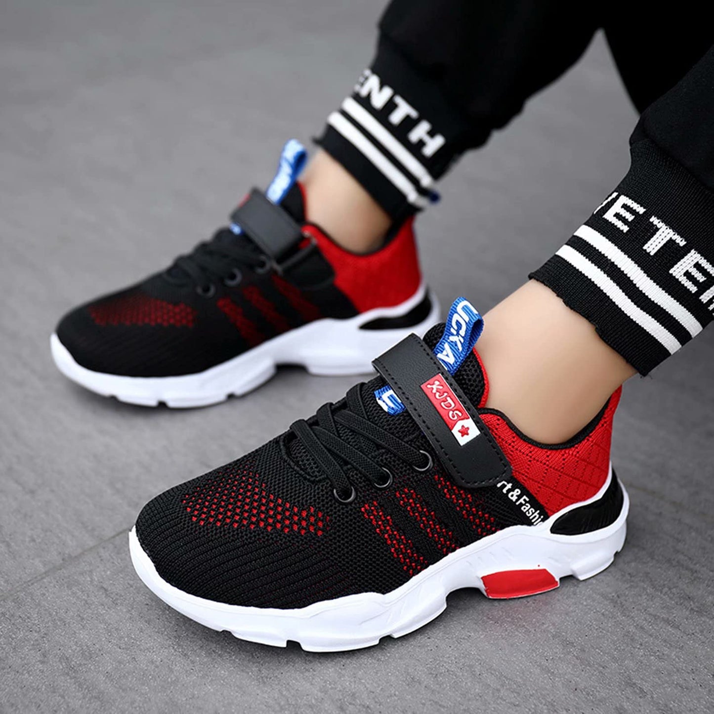 Cozozn Turnschuhe Jungen Mädchen Sportschuhe Kinder Hallenschuhe Laufschuhe Sneaker Fitnessschuhe Leichte Atmungsaktiv rutschfest 27-38 EU