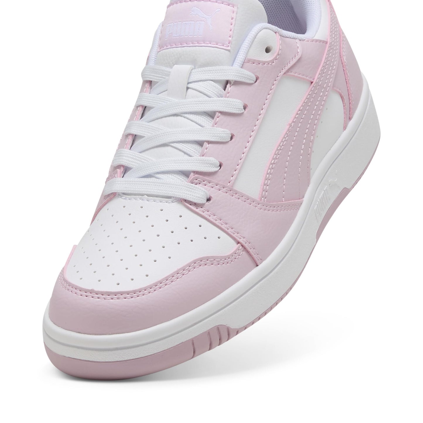 PUMA Unisex Rebound V6 Low Sneaker