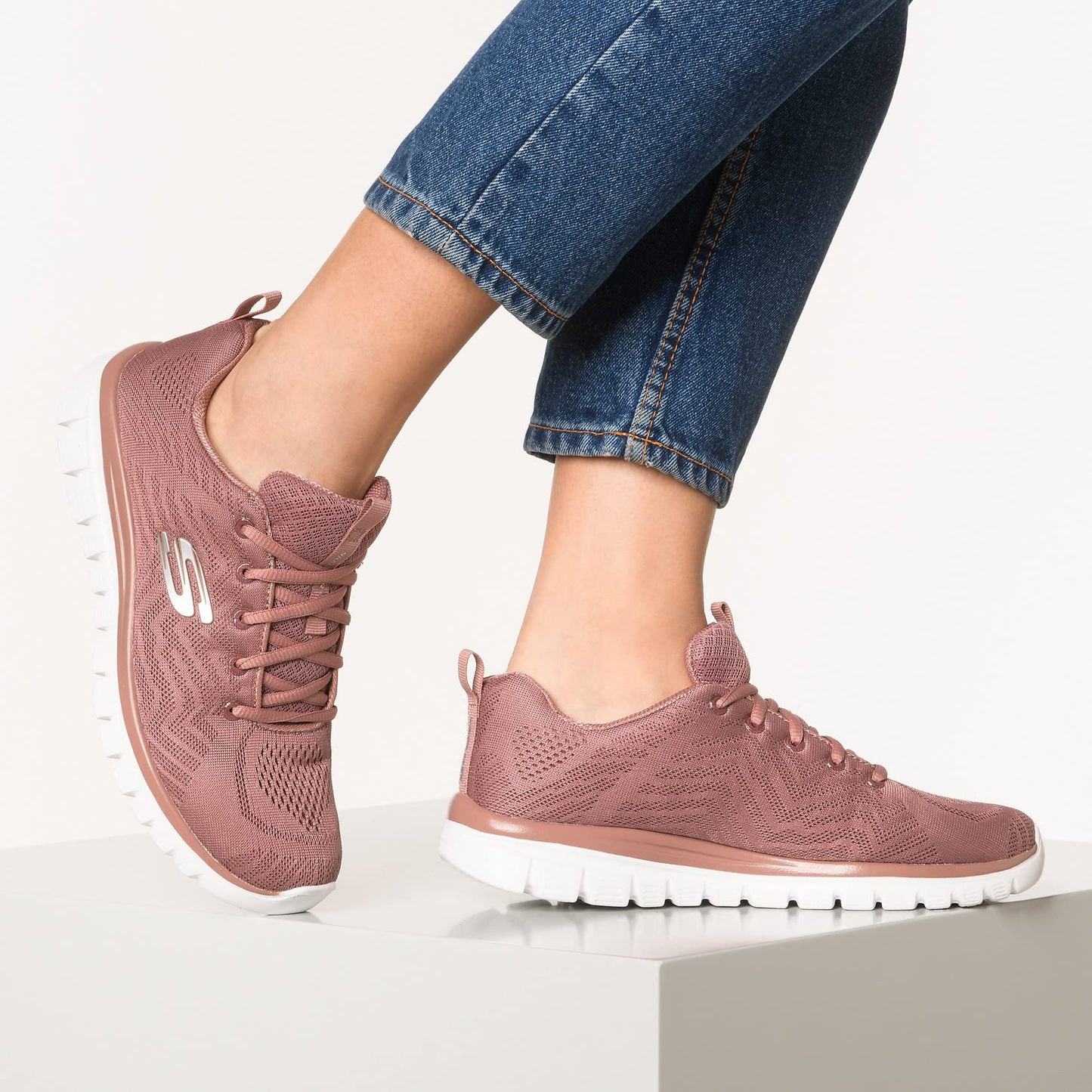 Skechers Damen Graceful Get Connected Sneakers
