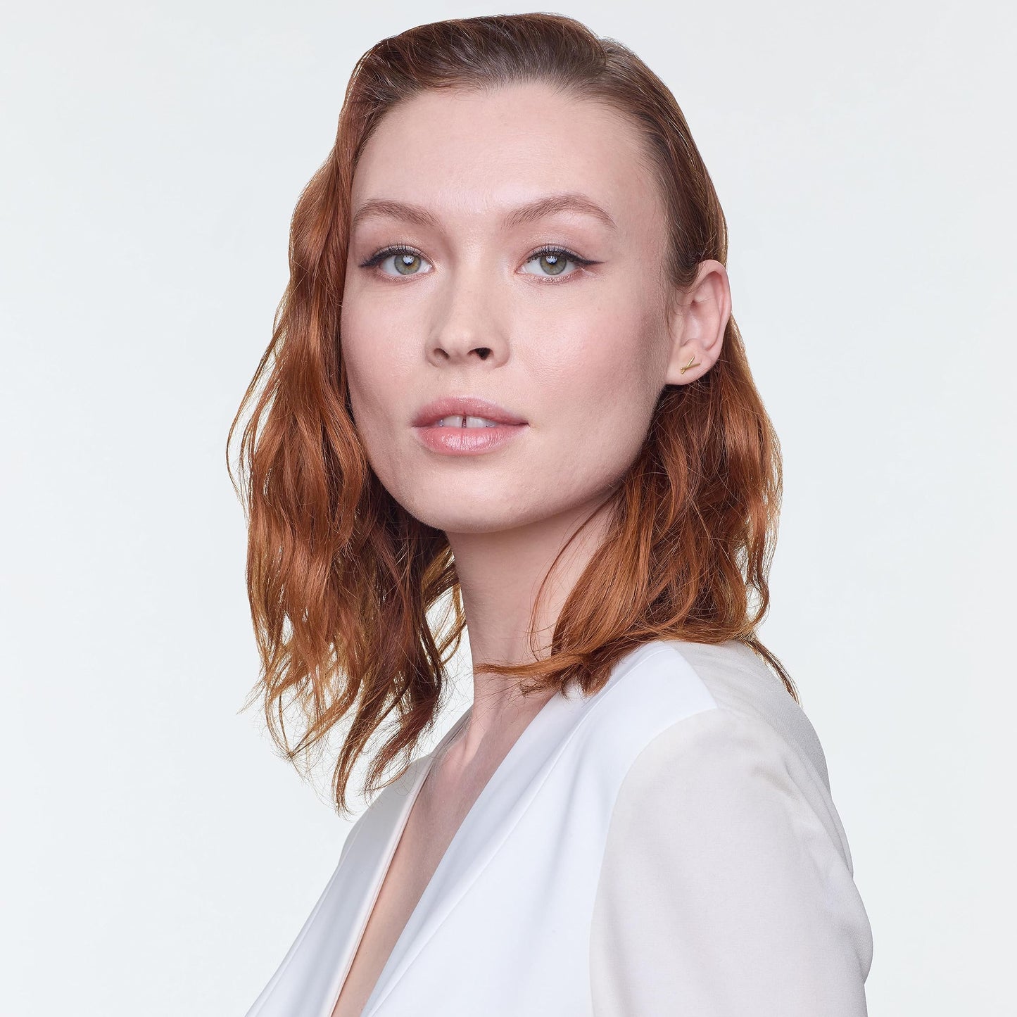L'Oréal Paris Make up, Flüssige Foundation mit Hyaluron und Aloe Vera, True Match Make-Up, Nr. 5.N Sand, 30 ml