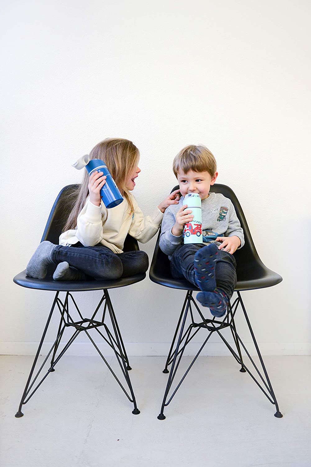 SIGG - Alu Trinkflasche Kinder - Miracle - Mit Trinkhalm - Auslaufsicher - Federleicht - BPA-frei - Klimaneutral Zertifiziert - Schule & Sport - 0,4L