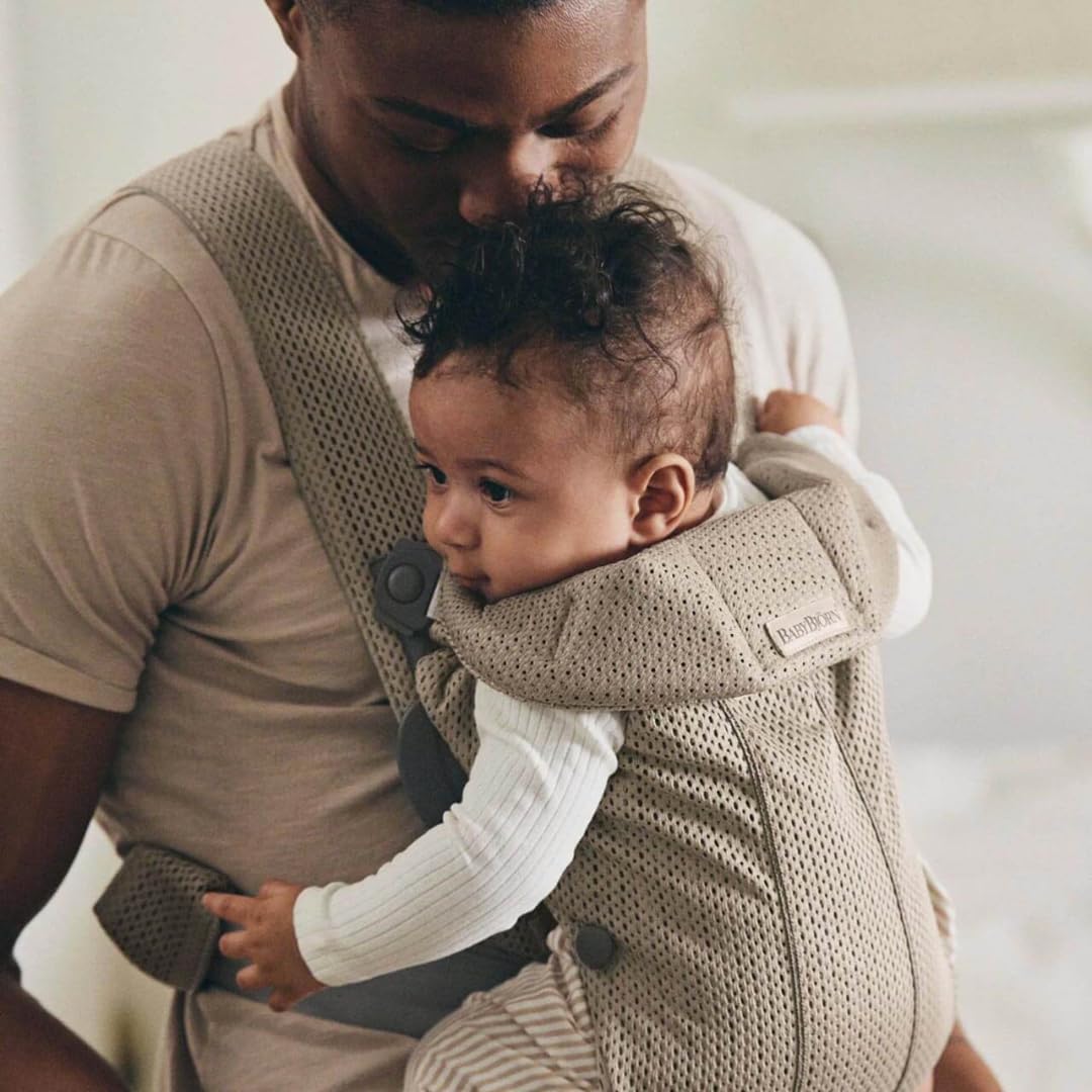 BabyBjörn Babytrage Mini, 3D-Netzstoff, Grau-Beige