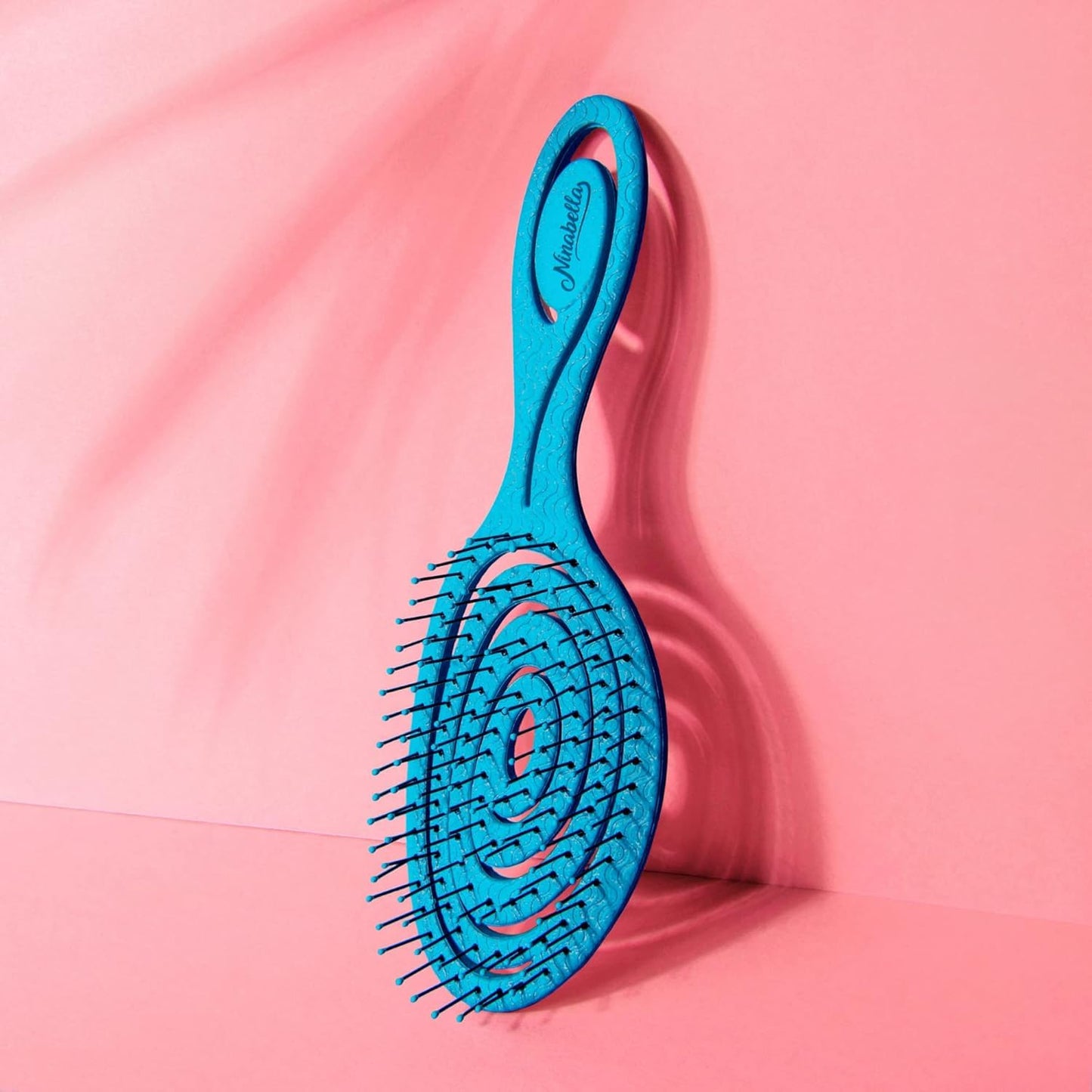 Ninabella Haarbürste ohne Ziepen für Damen, Herren & Kinder - Entwirrbürste auch für Locken & Lange Haare - Einzigartige Profi Detangler-Bürste mit Spiralfeder - Schwarz