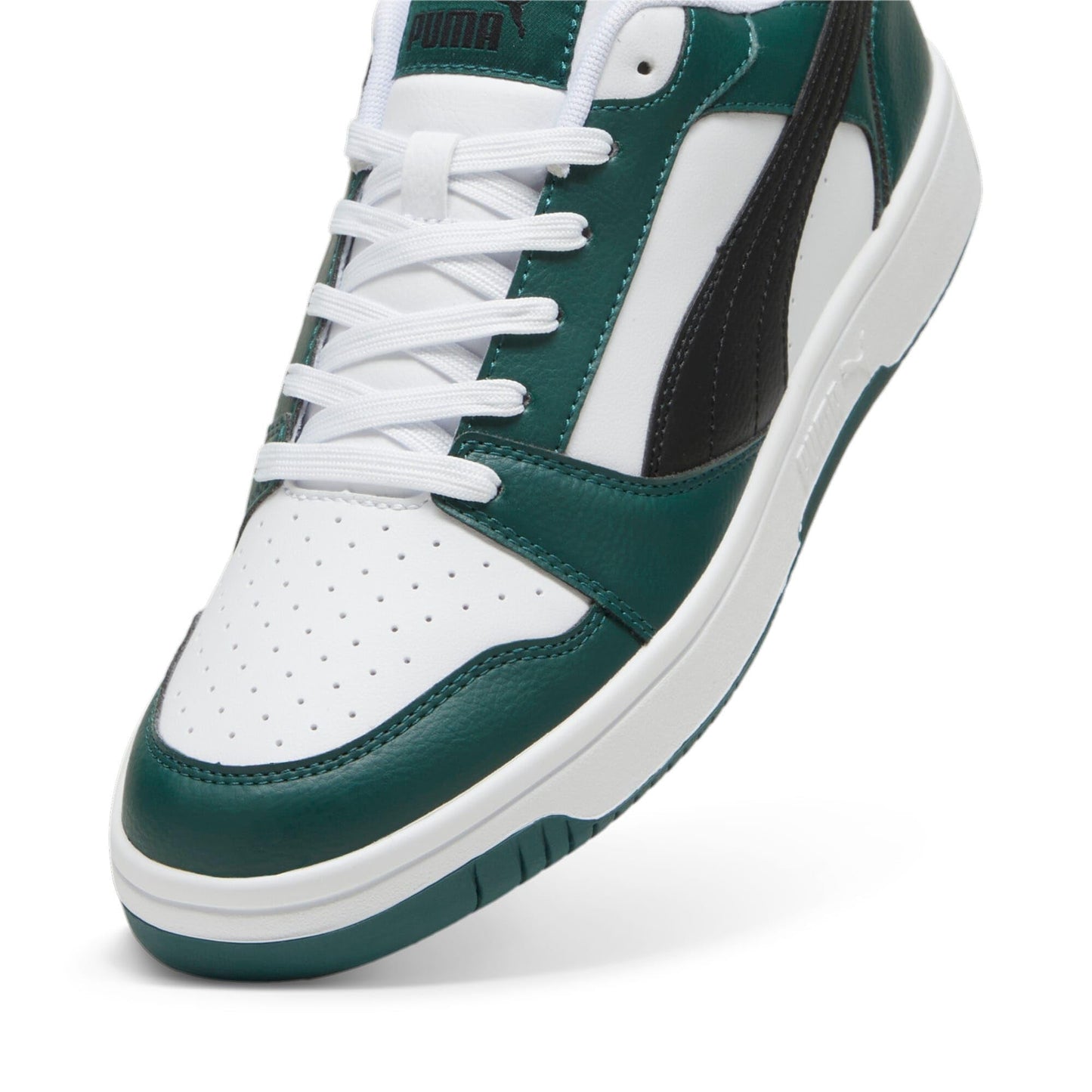 PUMA Unisex Rebound V6 Low Sneaker