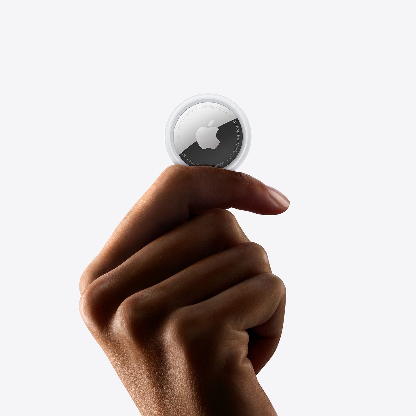 Apple AirTag 4er Pack - Finde und behalte Deine Sachen im Blick: Schlüssel, Geldbörsen, Gepäck, Rucksäcke und mehr. Einfaches Einrichten mit iPhone oder iPad. Austauschbare Batterie