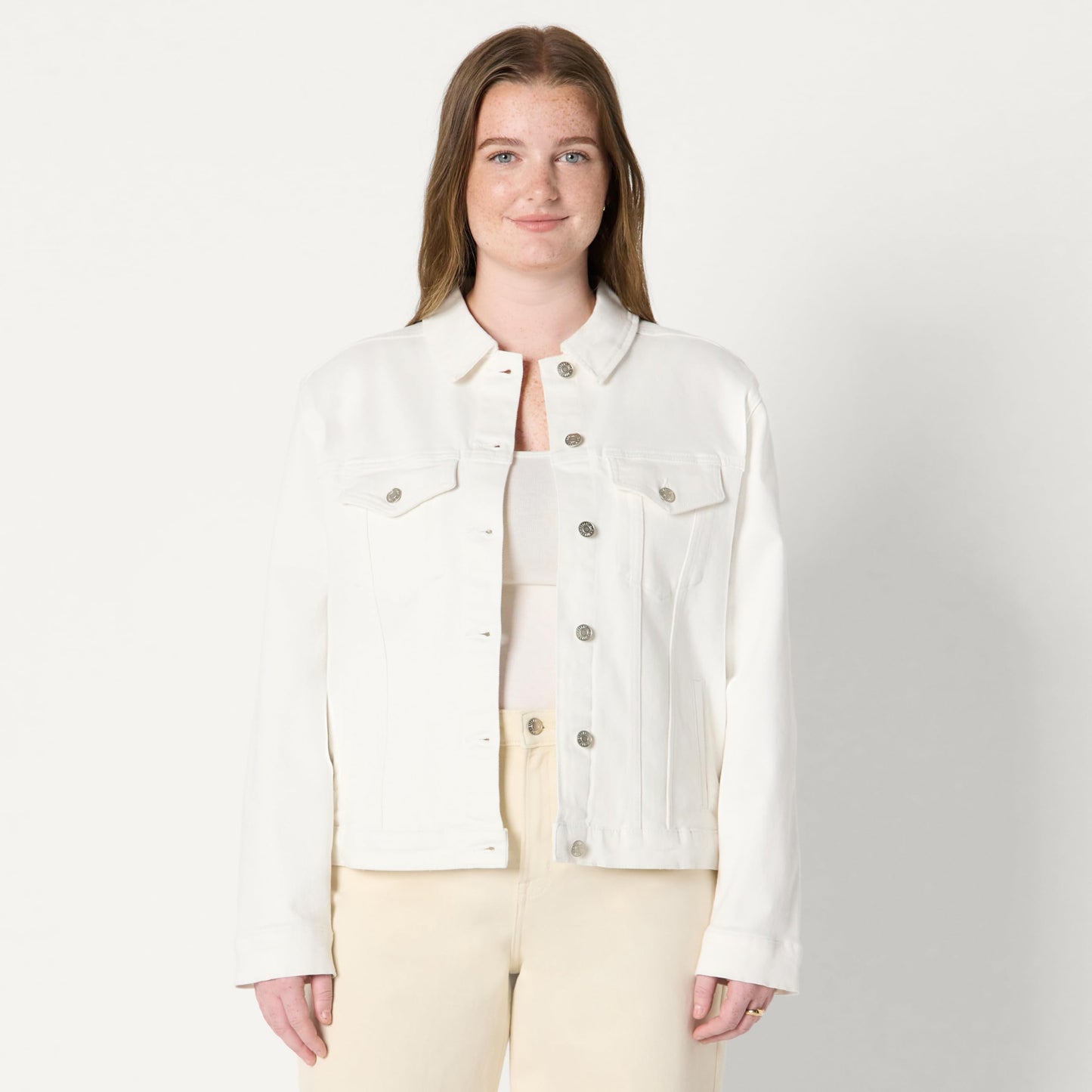 Amazon Essentials Damen Trucker-Jacke aus Denim Mit Taschen