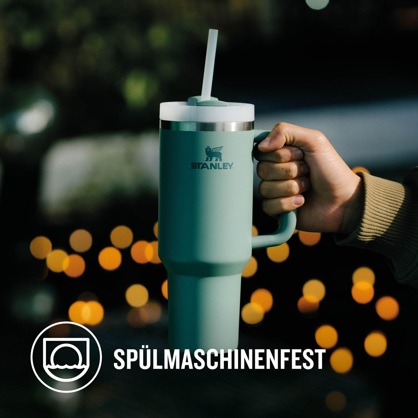 Stanley Quencher H2.0 FlowState Trinkflasche mit Strohhalm 1.18L - Thermobecher Kühlt 11 Stunden - 48 Stunden Eisgekühlt - Spülmaschinenfest - Thermosflasche BPA Frei - Kaffeebecher To Go - Cream