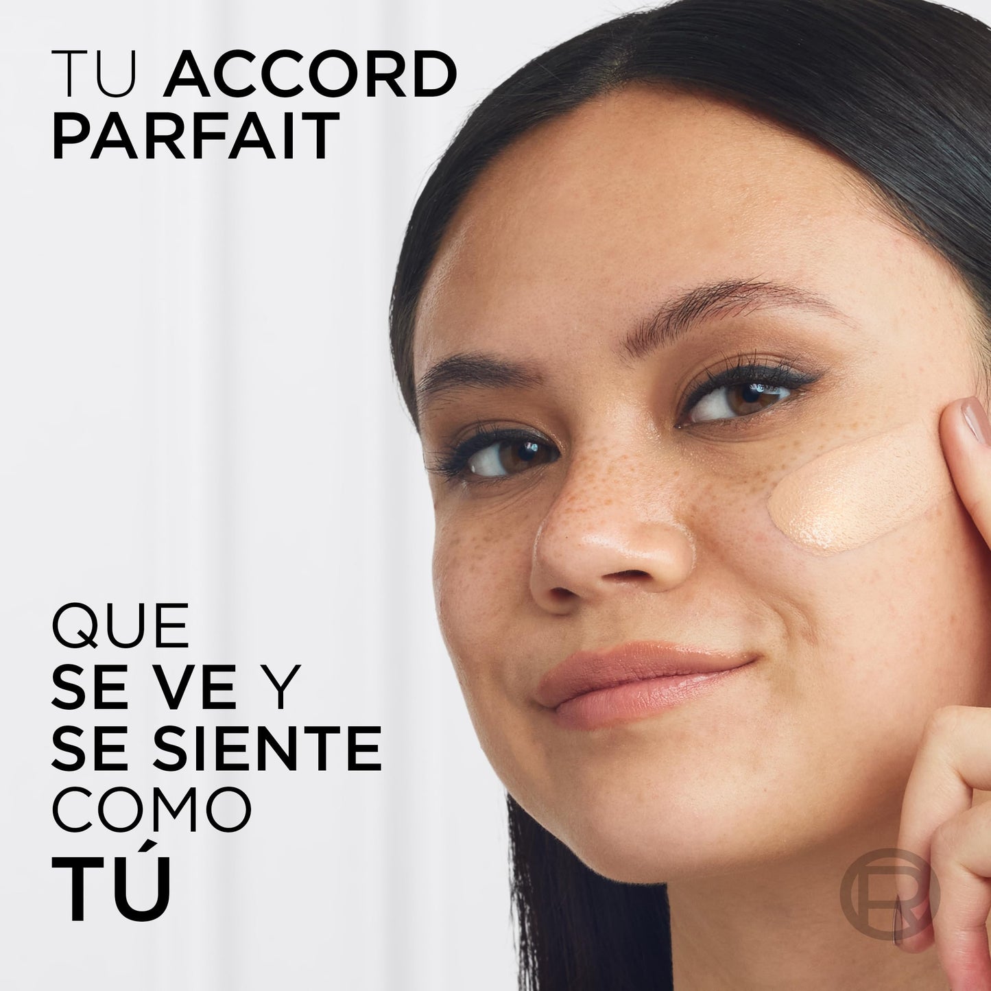 L'Oréal Paris Make up, Flüssige Foundation mit Hyaluron und Aloe Vera, True Match Make-Up, Nr. 5.N Sand, 30 ml