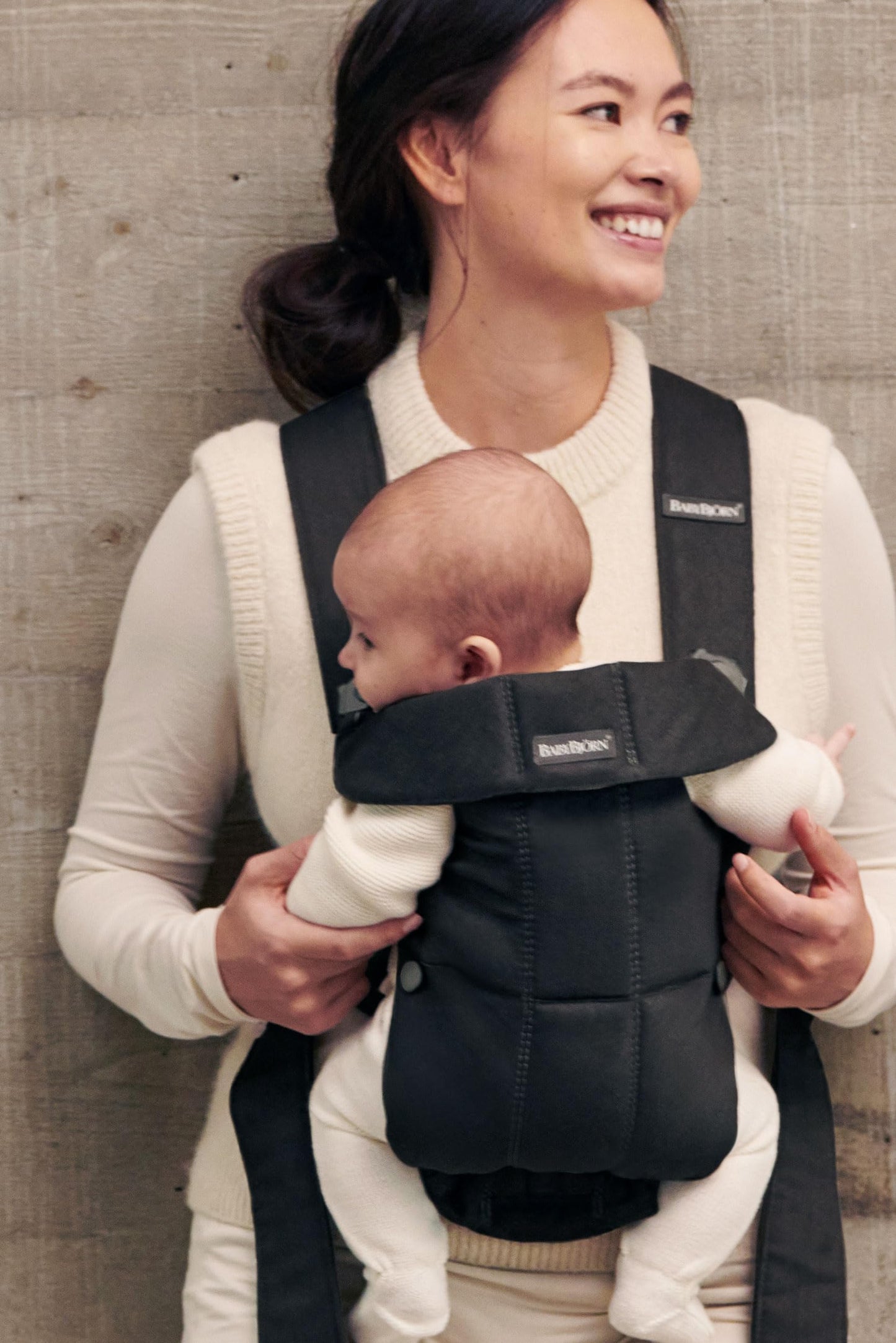 BabyBjörn Babytrage Mini, 3D-Netzstoff, Grau-Beige