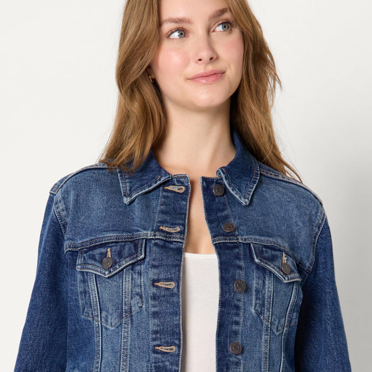 Amazon Essentials Damen Trucker-Jacke aus Denim Mit Taschen